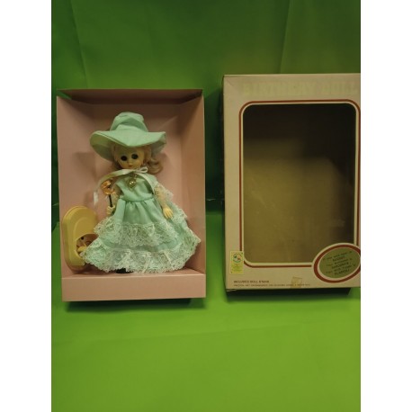 Bambola  Plastica Raso Pizzo 18 cm Gioca Dag Fatta a mano Vintage Nuovo