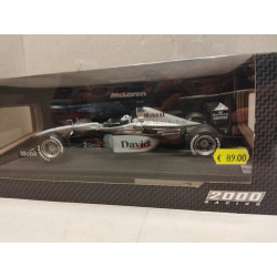 McLaren F1 MP4-15 David Coulthard 2000 26740 1/18 Hot Wheels Mattel