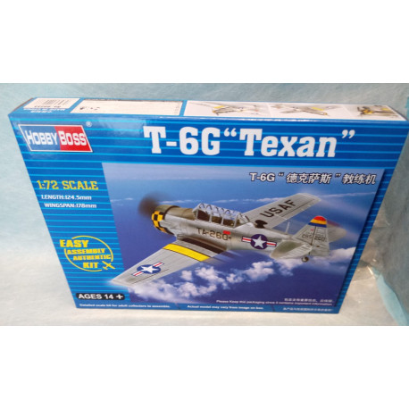 Hobby Boss 80233 T-6G Texan Modellino Aereo Scuola 1:72 Easy Assembly Nuovo