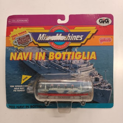 MICRO MACHINES GiG (1990) - NAVI IN BOTTIGLIA: "TROOP SHIP" (N. 7410)