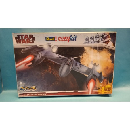 Magnaguard Fighter Star Wars Plastic Model Easy Kit 43 cm. Revell