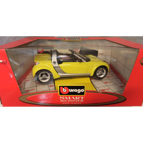 Bburago 1/18 Smart Roadster Yellow Diamond Collection 34099 MINT Box Italy