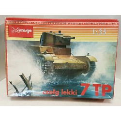 7TP Tank Plastic Model Kit 1/35 Mirage N°33501