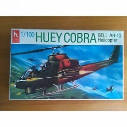 Hobby Craft Huey Cobra BELL AH-1G Helicopter Plastic Model Kit 1/100 - Vintage