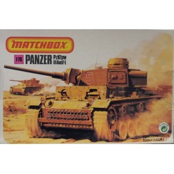 German WW2 Panzer III - 1/76 Matchbox plastic model kit 40074