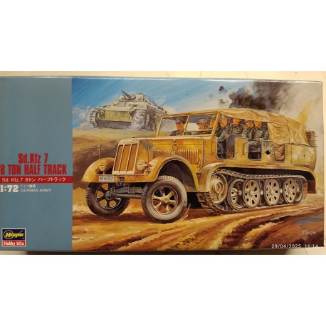 Sd.Kfz 7 - Half Track 8 ton. Germany WW2 - Model Plastic Kit 1:72 Hasegawa Mt11