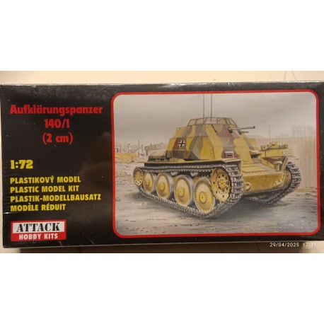 Aufklarungspanzer 140/1 2 cm. Plastic Model Kit 1/72 Attack Hobby Kits N°72805