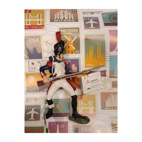 French Napoleonic Imperial Grenadier Papo 9 Cm.  Personaggi Storici Collezione