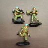 Britains Bundle tre Fanti Inglesi ONU 1/32 Base in Metallo