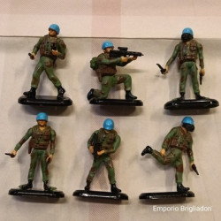 Britains Bundle SEI Soldati Inglesi Caschi Blu ONU 1/32 Base in Metallo 1992 A