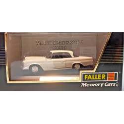 Mercedes Benz MB 220 SE Coupè Bianca 1961-1965 plastic model Car FALLER 1/43