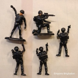 Britains Bundle CINQUE Soldati Inglesi SAS '90  1/32 Base in Metallo 1992