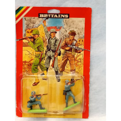 Vintage Britains Deetail WWII German Soldiers Blister Pack New Old Stock Toy