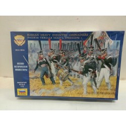 Russian Heavy Infantry Grenadiers 1812-14 Figures 46 Soldiers  1/72 8020 Zvezda