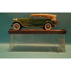 RIO Lincoln Continental cod.50 Modello DIE CAST 1/43 ITALIA (box non originale)
